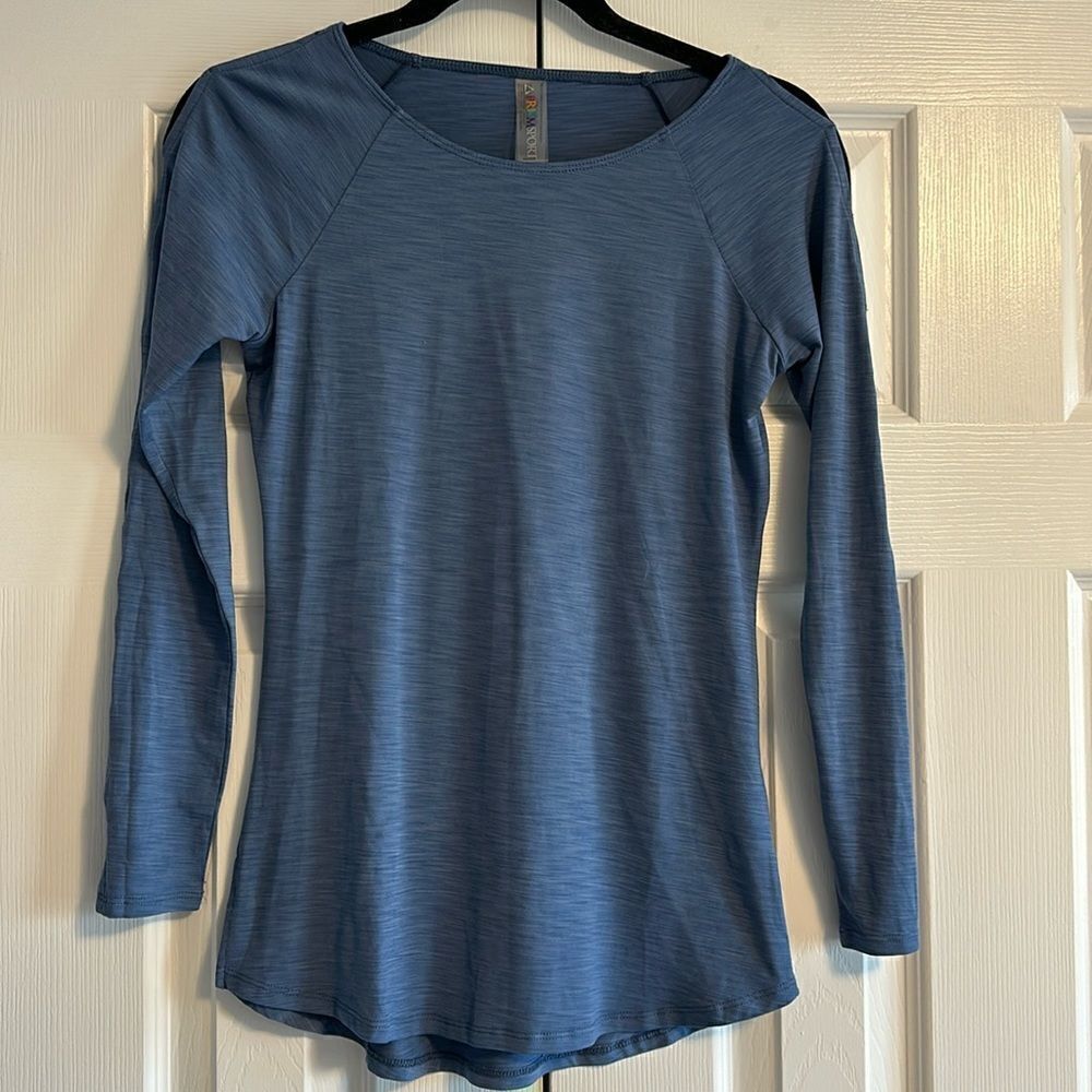 PrismSport Women’s Blue Venti Long Sleeve Top